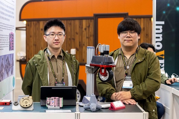 國際電腦展1萬美元入袋！　中山大學助攻創業生奪企業獎1